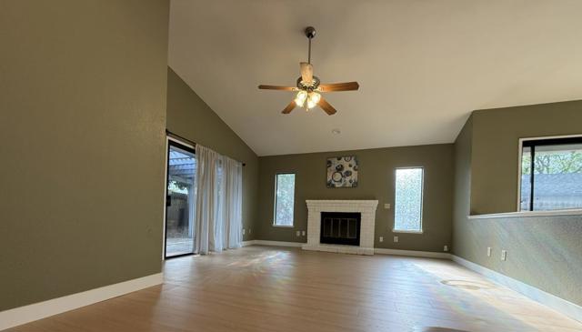 Image 4 of 38 For 1870 Azurite Way