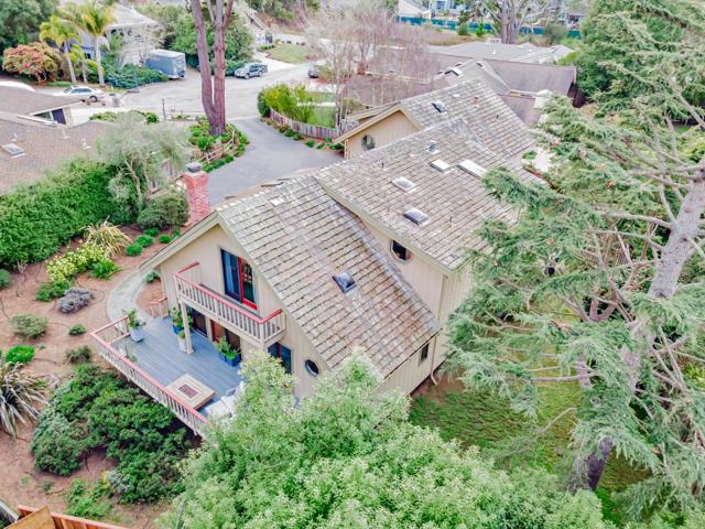 135 Seabreeze Place, Aptos CA: https://media.crmls.org/mediaz/574f8f2f-cbe7-4d18-80c4-32c531bac75c.jpg