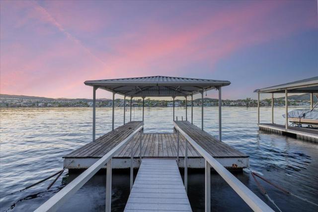 29795 Eagle Point Drive, Canyon Lake CA: https://media.crmls.org/mediaz/5750419d-2361-4e3d-b538-8d060b540234.jpg