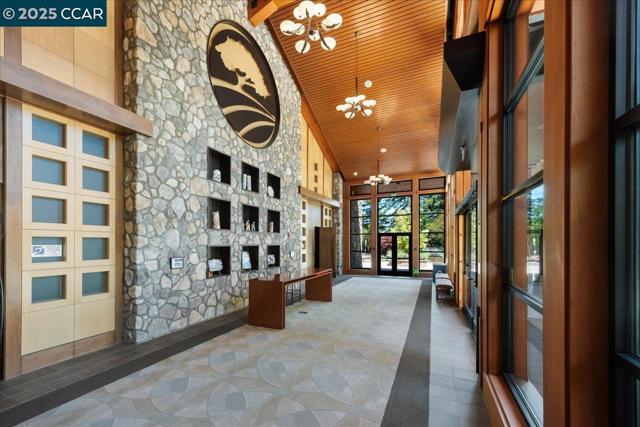 1256 Skycrest Dr, Walnut Creek CA: https://media.crmls.org/mediaz/57506650-8b65-476c-9619-1e3203c05e92.jpg