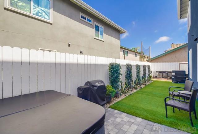 1249 12Th, Imperial Beach CA: https://media.crmls.org/mediaz/575256b5-2a2c-4a60-9074-2a0a4726e97a.jpg