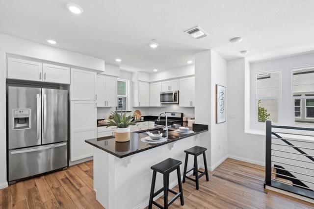 1452 Lavender Loop, Milpitas CA: https://media.crmls.org/mediaz/57528816-3f8e-4af0-a973-ec230efd8602.jpg