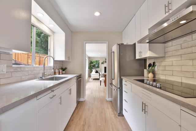 1815 Woodhaven Way, Oakland CA: https://media.crmls.org/mediaz/5753d806-1b8d-4cc0-be91-365f7d8f269c.jpg