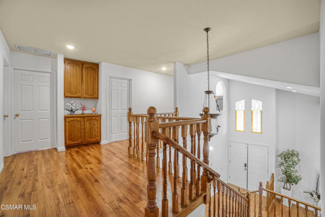 27802 Via Amistosa, Agoura Hills CA: https://media.crmls.org/mediaz/57547513-cdc6-420e-a3c0-bbff1454ba6c.jpg
