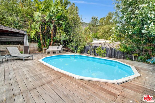 1421 Fernwood Pacific Drive photo 33