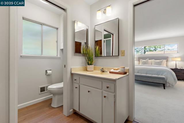 140 Warfield Drive, Moraga CA: https://media.crmls.org/mediaz/5755b729-43f1-42c9-b62a-05f061a2359a.jpg