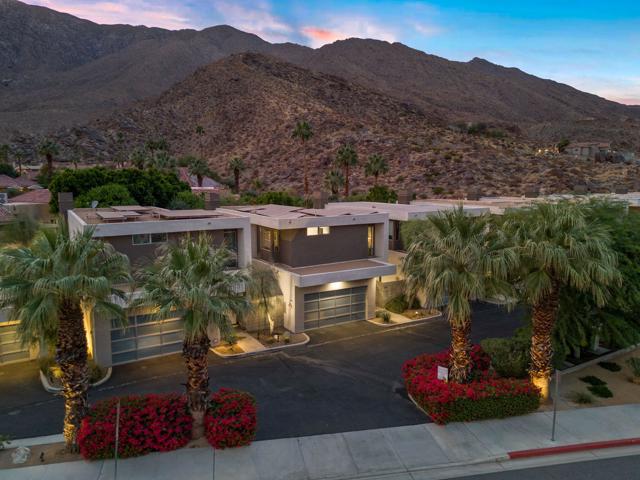 2831 S Palm Canyon Drive, Palm Springs CA: https://media.crmls.org/mediaz/57570ec1-b40b-44e2-a2b5-1f56f387710d.jpg