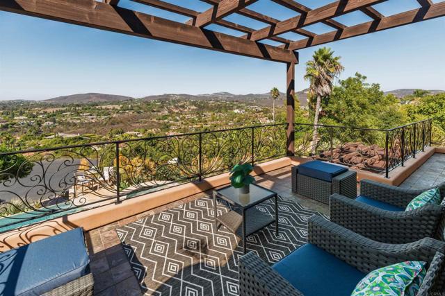 Detail Gallery Image 27 of 72 For 18102 via Ascenso, Rancho Santa Fe,  CA 92067 - 6 Beds | 6/1 Baths