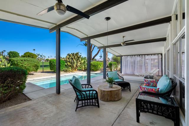 43709 Louisiana Street, Palm Desert CA: https://media.crmls.org/mediaz/5757c910-8d99-4db3-ae4a-57fc3dea5ec0.jpg