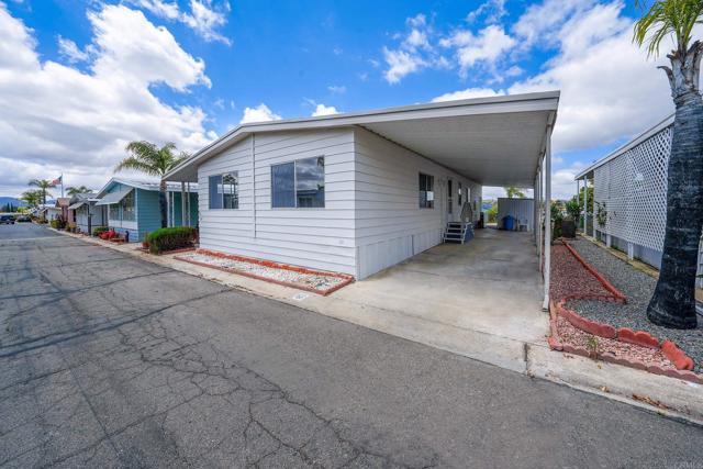 1212 H Street, Ramona CA: https://media.crmls.org/mediaz/5758f924-0c9d-4a95-9898-0093e46f0460.jpg