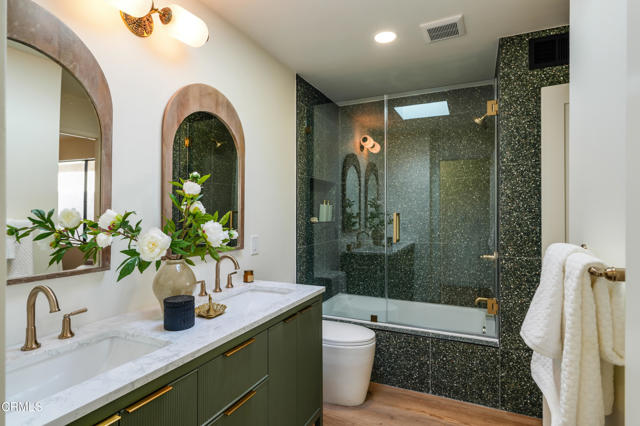 Image 28 of 67 For 250 Calle Del Verano