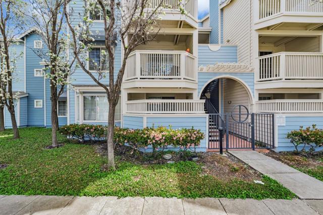 601 Arcadia Terrace, Sunnyvale CA: https://media.crmls.org/mediaz/575b7b7b-f22d-4ce4-a142-05d593c25e36.jpg
