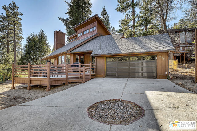25181 Gail Drive, Idyllwild CA: https://media.crmls.org/mediaz/575d8a19-e3a2-44be-a56c-5b5ee5c334b3.jpg