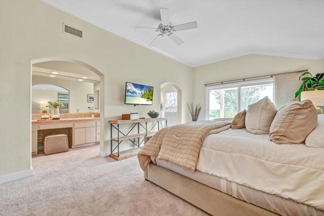 4459 Dorchester Pl, Carlsbad CA: https://media.crmls.org/mediaz/575e308a-bf0b-4351-98e2-7cbd30f66519.jpg