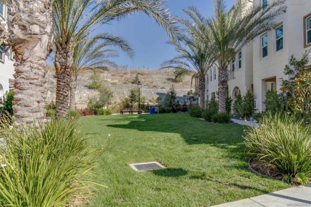 Image 30 of 39 For 12962 Peppergrass Creek Gate  43