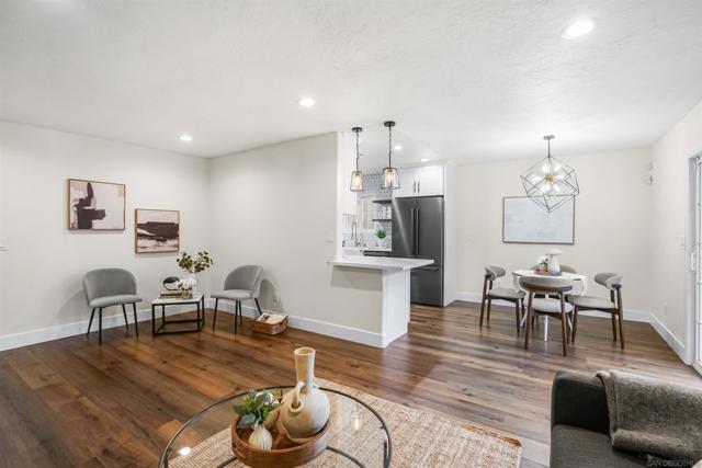 4086 Lonnie St, Oceanside CA: https://media.crmls.org/mediaz/57600bf4-022a-4ded-83c4-10163a14f846.jpg