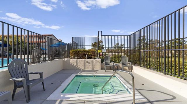 Detail Gallery Image 38 of 43 For 2508 Navarra Dr #424,  Carlsbad,  CA 92009 - 2 Beds | 2/1 Baths