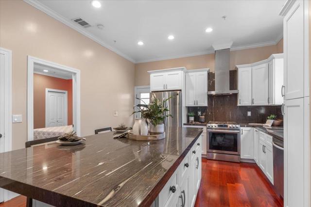20393 Zorka Avenue, Saratoga CA: https://media.crmls.org/mediaz/57617897-0d4f-43e5-b57b-b8d7631d9a3f.jpg