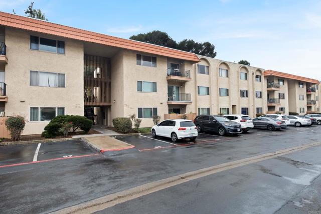 Detail Gallery Image 3 of 24 For 6775 Alvarado Rd #26,  San Diego,  CA 92120 - 2 Beds | 2 Baths