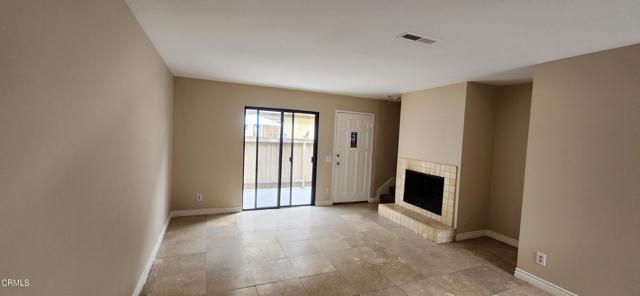 Detail Gallery Image 7 of 19 For 551 S E St, Oxnard,  CA 93030 - 2 Beds | 1/1 Baths