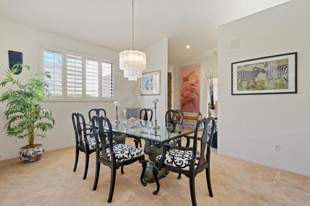 10109 Lakeview Drive, Rancho Mirage CA: https://media.crmls.org/mediaz/57620cbe-ea5a-43a2-b18d-fb4ef7d6b705.jpg
