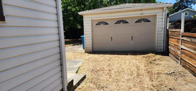 4320 Bassett Street, Santa Clara CA: https://media.crmls.org/mediaz/576399e7-8a37-4f24-9ad7-b3a5b77723d3.jpg