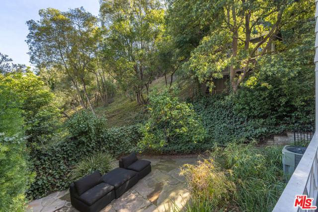 Image 58 of 72 For 10686 Somma Way