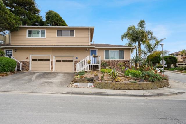 1540 Seascape Boulevard, Aptos CA: https://media.crmls.org/mediaz/5764ebc2-0a27-40a7-8d9f-5ab651f58c09.jpg