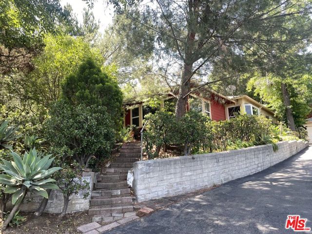 Image 3 for 3935 Kentucky Dr, Los Angeles, CA 90068