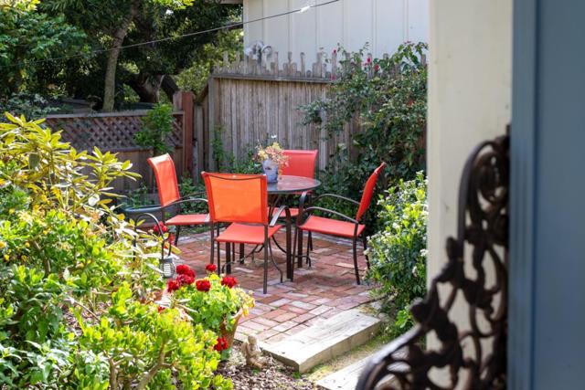 0 Ocean Avenue 1 NE Santa Rita, Carmel CA: https://media.crmls.org/mediaz/57659eac-f1a7-4954-b0e0-e14eedbe564b.jpg