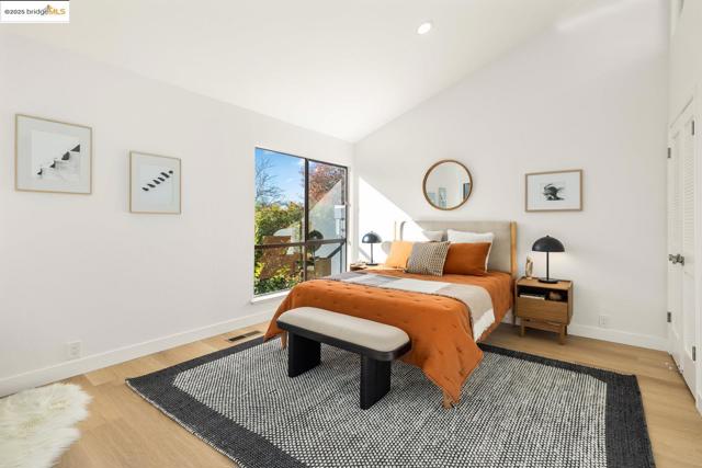 568 Vistamont Ave, Berkeley CA: https://media.crmls.org/mediaz/5766881b-7f00-4c36-85c7-cdce1d0d090e.jpg