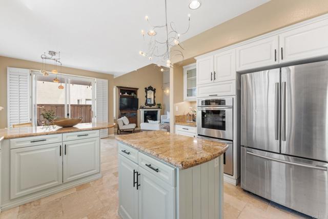 Detail Gallery Image 18 of 73 For 12204 Briar Knoll Way, San Diego,  CA 92128 - 5 Beds | 3 Baths