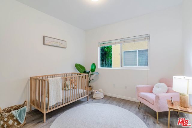 5521 Kester Avenue, Sherman Oaks CA: https://media.crmls.org/mediaz/5768945b-6fda-480e-840e-c8012ceb4917.jpg