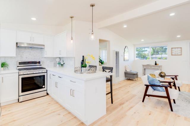 27846 Dolphin Lane, Hayward CA: https://media.crmls.org/mediaz/5768f63e-056d-4cef-8c1d-4409becd51a9.jpg