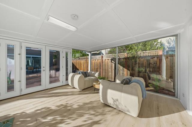 857 Hierra Court, Los Altos CA: https://media.crmls.org/mediaz/57692069-0746-42a9-b81c-d6ba2f7c3952.jpg