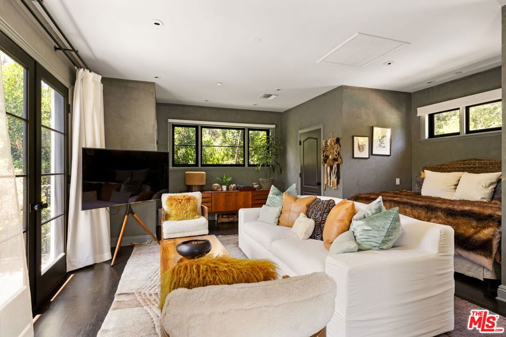 MLS #26863837 image #33
