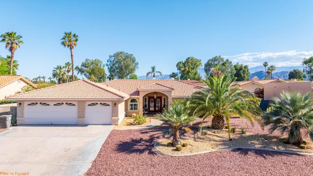 78901 Runaway Bay Drive, Bermuda Dunes CA: https://media.crmls.org/mediaz/5769dc23-8324-4d75-b3ea-380cf338965c.jpg