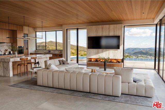 Drew Fenton | 1510 N Tigertail Road Los Angeles CA | MLS: 7428822