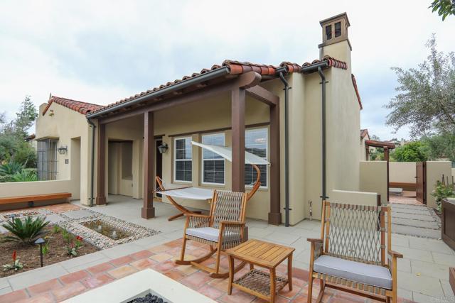 Image 18 of 35 For 8134 Santaluz Village Green N.