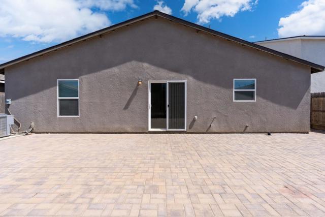 274 White Rim Court, Merced CA: https://media.crmls.org/mediaz/576bb049-d44c-4237-919f-2f18cab513f5.jpg
