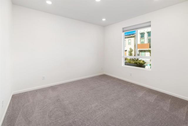 Detail Gallery Image 20 of 34 For 953 Radcliffe Trl, Vista,  CA 92081 - 2 Beds | 2 Baths