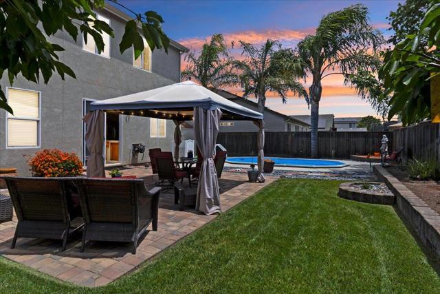 1751 Brighton Drive, Hollister CA: https://media.crmls.org/mediaz/576c5d0e-56fa-463b-90f6-815ea61161c6.jpg