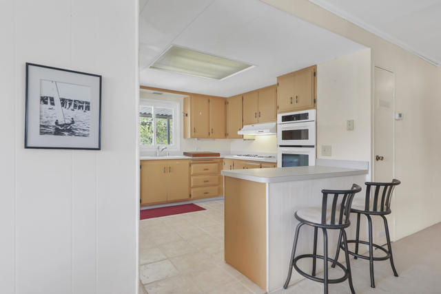49305 Highway 74, Palm Desert CA: https://media.crmls.org/mediaz/576cd785-d1a3-45ae-b978-2c450fc01982.jpg