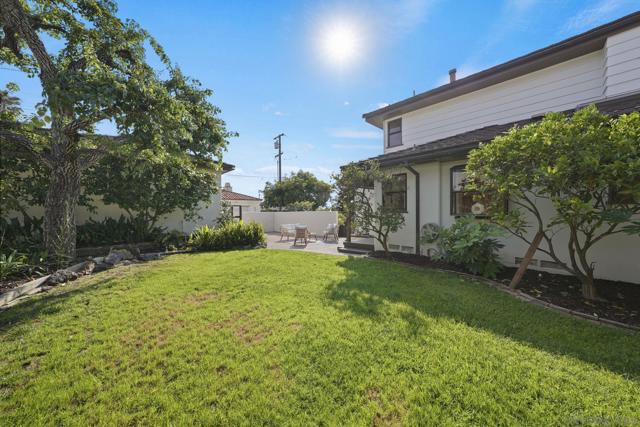 4427 Osprey St, San Diego CA: https://media.crmls.org/mediaz/576d3473-925f-4fb6-94d5-2d6f2525bf66.jpg