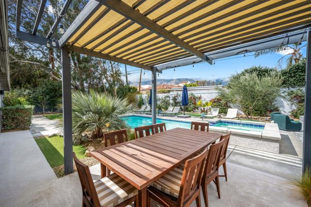 3059 N Biskra Road, Palm Springs CA: https://media.crmls.org/mediaz/576dfc7b-dfd3-4b55-ba9b-35dd666c94ca.jpg