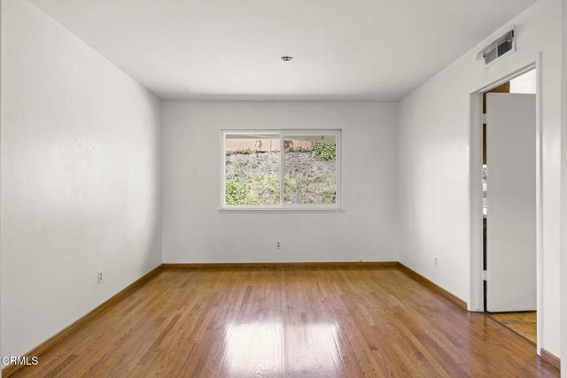 Detail Gallery Image 9 of 37 For 205 Bluefield Ave, Newbury Park,  CA 91320 - 3 Beds | 2/1 Baths