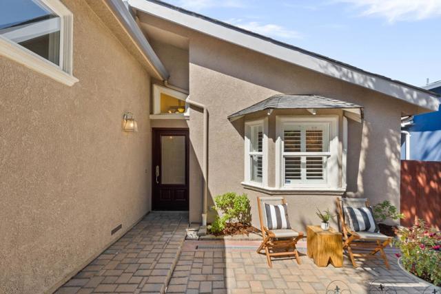 875 Sunset Drive, San Carlos CA: https://media.crmls.org/mediaz/576f884a-dec7-45f7-8dd6-d46838056b60.jpg