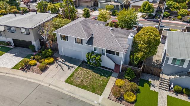 583 Hawthorne Avenue, San Bruno CA: https://media.crmls.org/mediaz/57701973-d360-4cff-9607-27fc225f77bc.jpg
