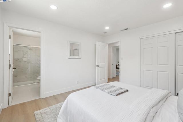39681 Sundale Dr, Fremont CA: https://media.crmls.org/mediaz/57704f54-44b0-40e9-ad61-aa890902f827.jpg