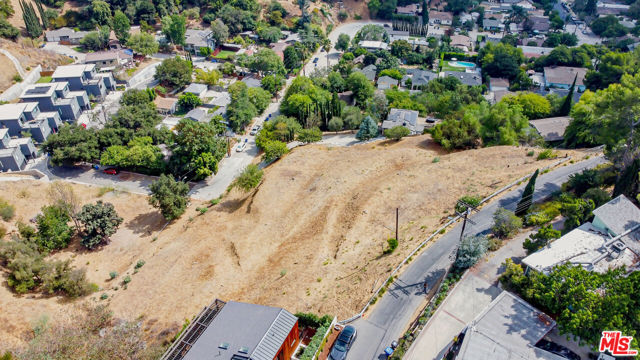 1476 N Ave 57, Los Angeles CA: https://media.crmls.org/mediaz/57710955-2453-4a93-abea-65f4927f3439.jpg